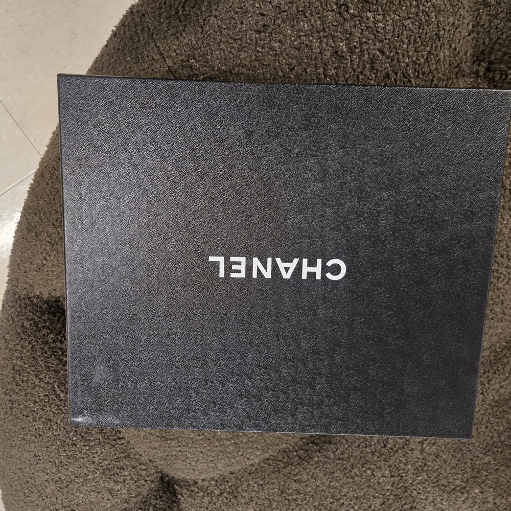 CHANEL Black and White Branded Accessory Box